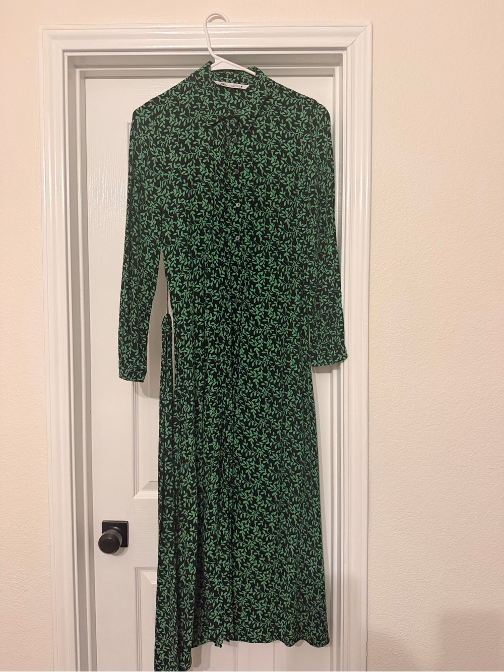 Zara Black and Green Leaf-Print Maxi Dress